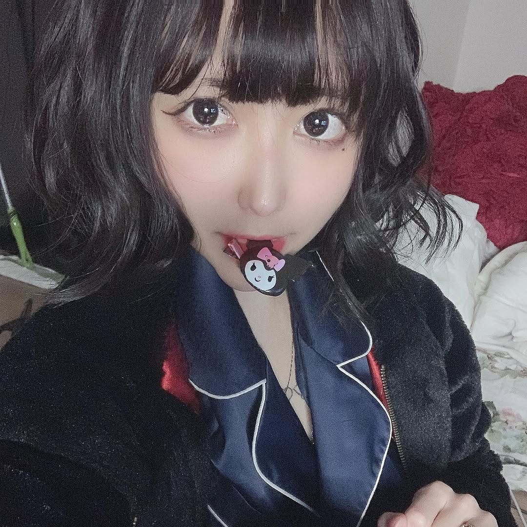 Post 8 by ひとりちゃん ◗◖˟ニートラブドール on Instagram (carousel)