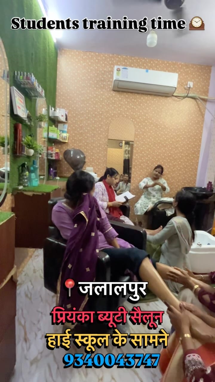 Post 4 by Priyanka pandit on Instagram (video)