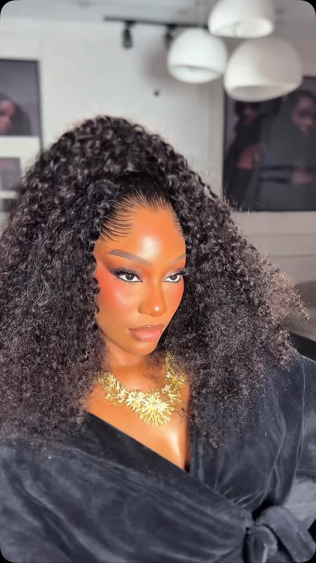 Post 3 by LEKKI MAKEUP ARTIST on Instagram (video)