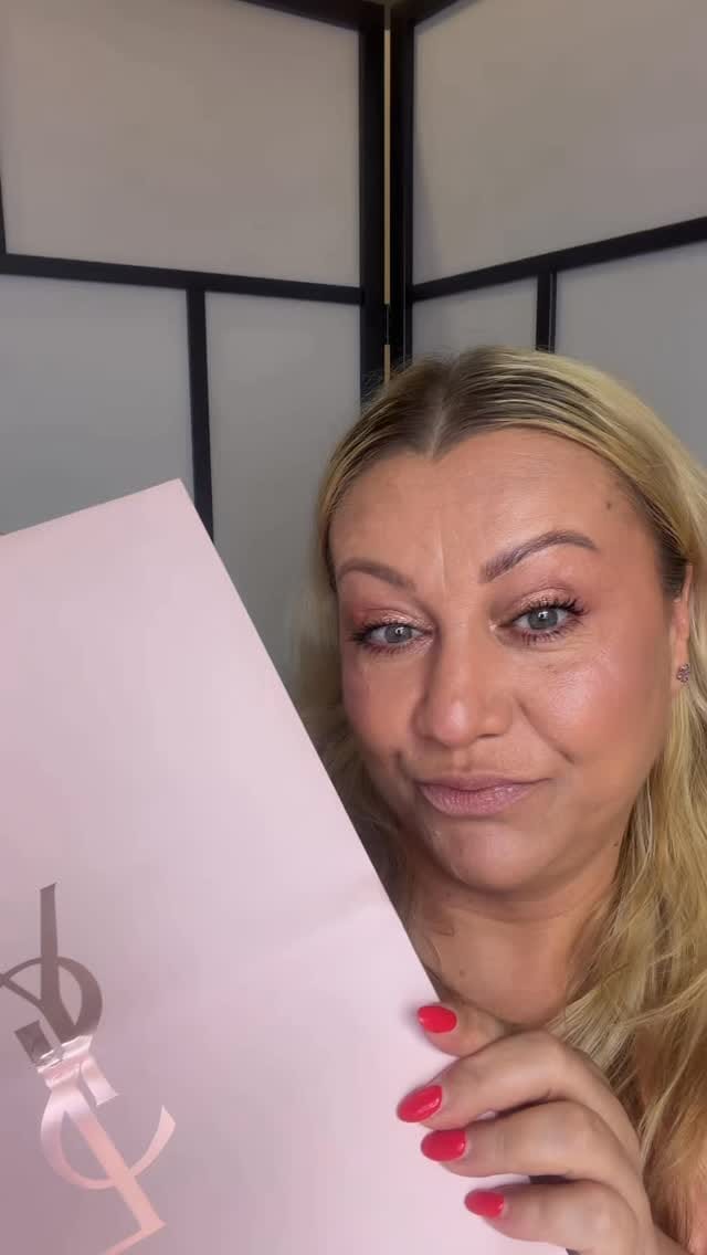 Post 3 by Mirka Šminka on Instagram (video)