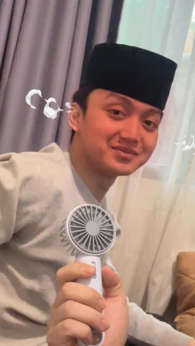 Post 3 by Baedowi Joyoterto on Instagram (video)