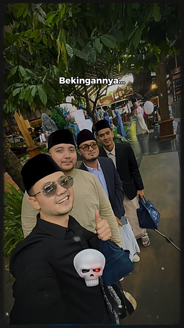 Post 6 by Baedowi Joyoterto on Instagram (video)