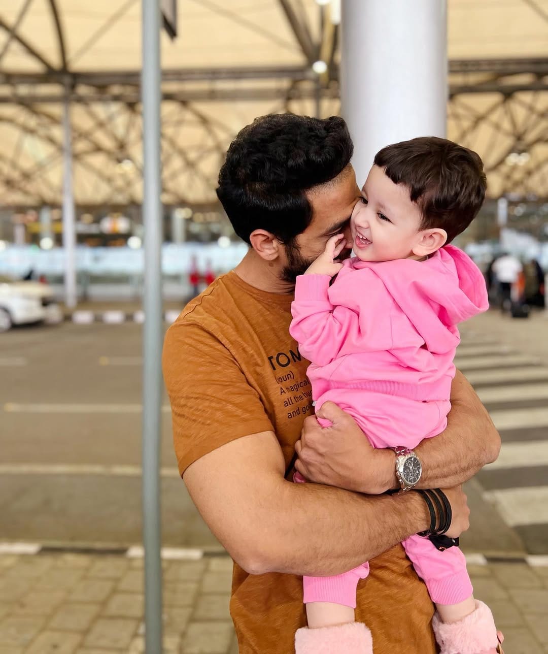 Post 8 by Mohammed Zubair Safi on Instagram (image)