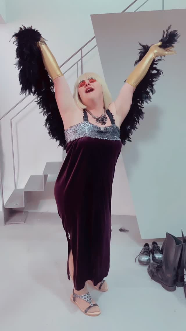 Post 8 by Drag Syndrome on Instagram (video)