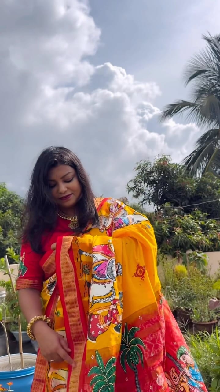 Post 3 by Amruta Panigrahi on Instagram (video)