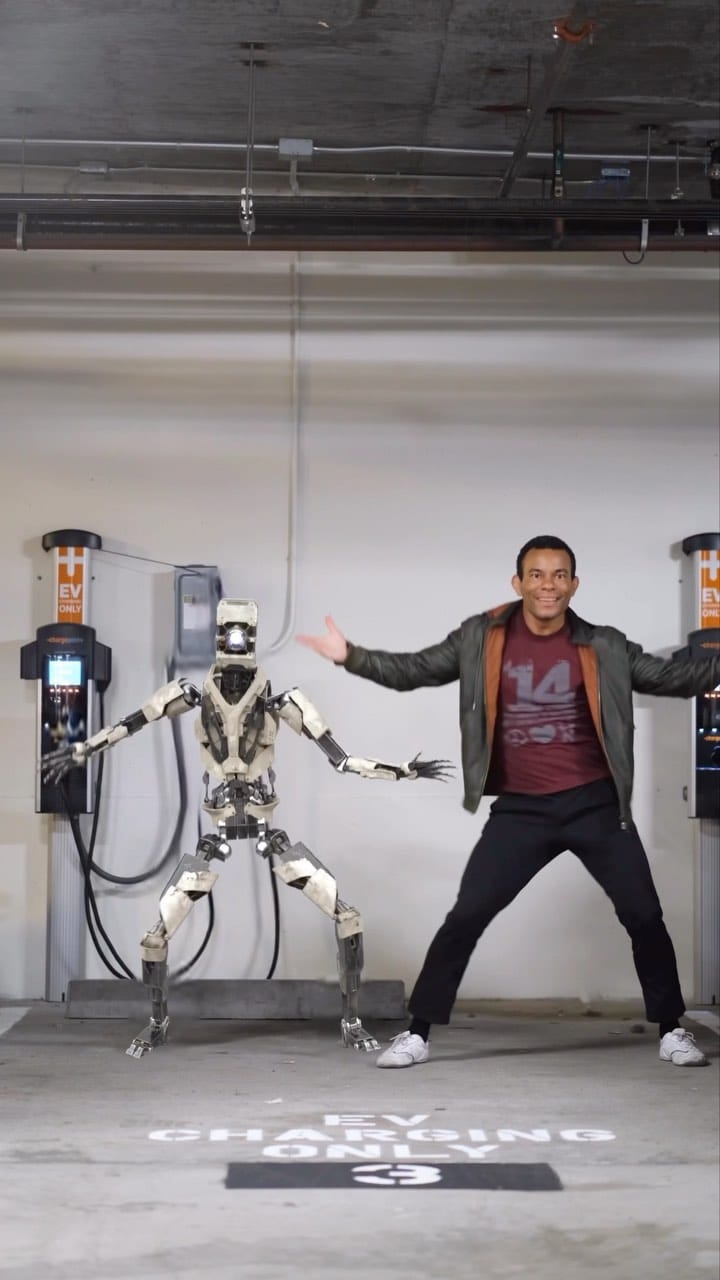 Post 8 by Takeshi Young on Instagram (video)
