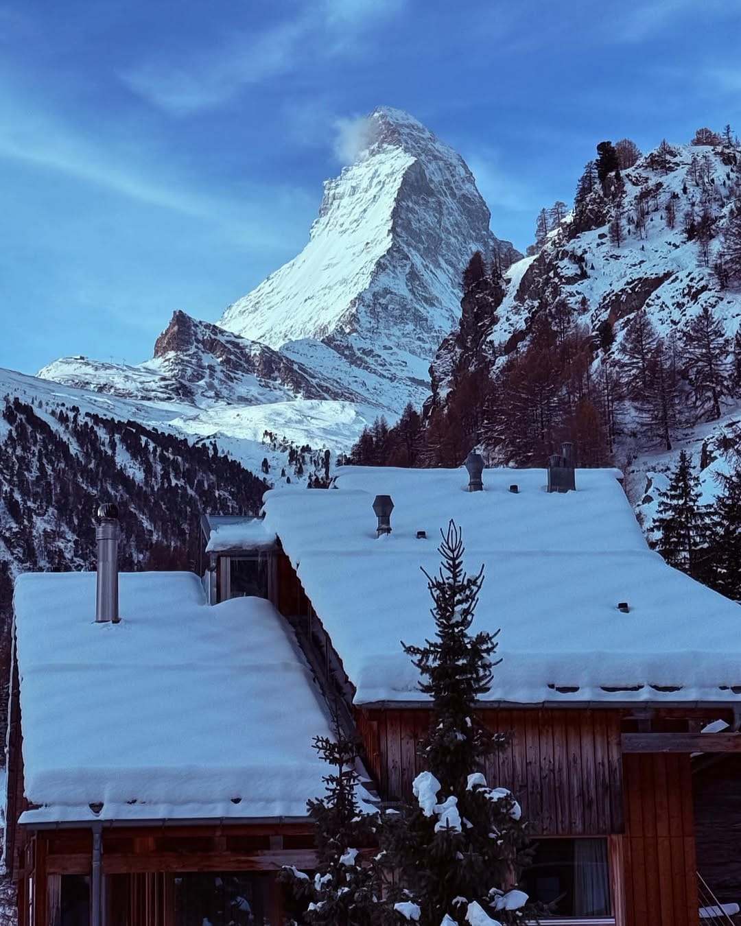 Post 3 by swiss on Instagram (image)