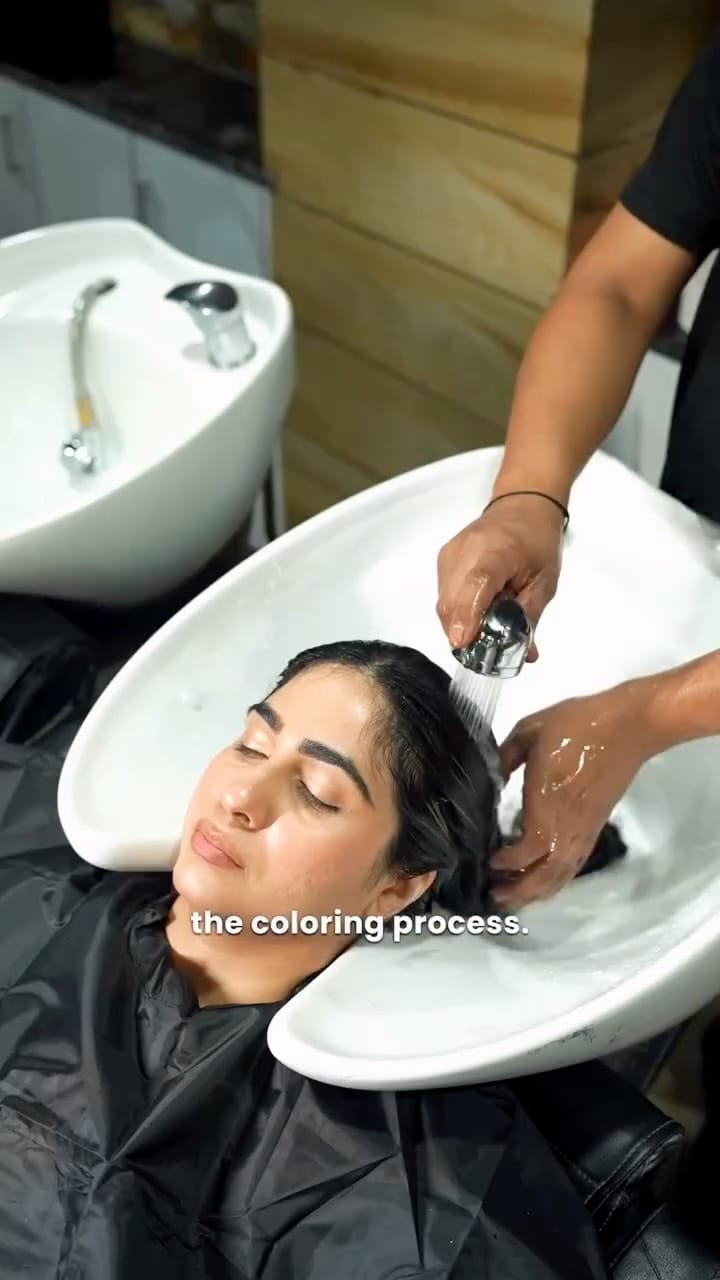 Post 4 by Persona Salon @mallikagambhir on Instagram (video)
