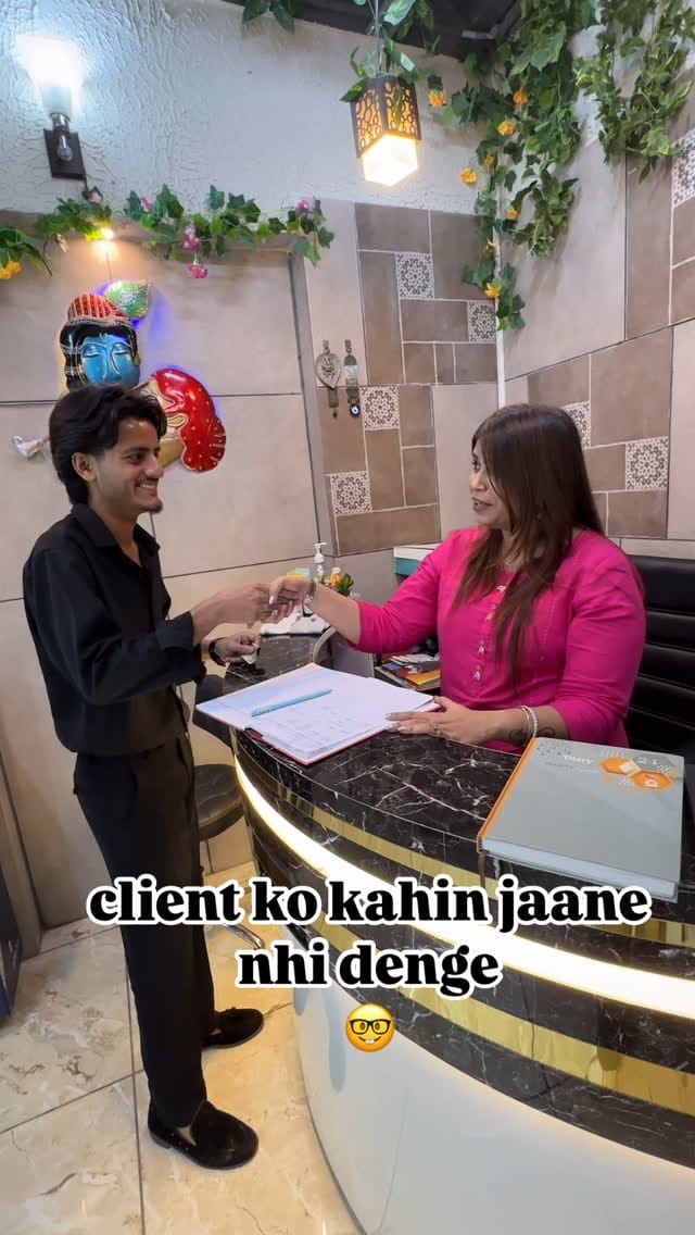 Post 8 by Persona Salon @mallikagambhir on Instagram (video)