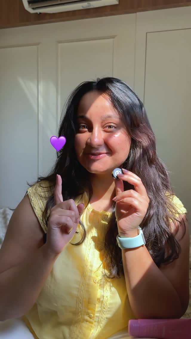 Post 8 by Medhaavvi Pandya | Skin Nutritionist & Aesthetician on Instagram (video)
