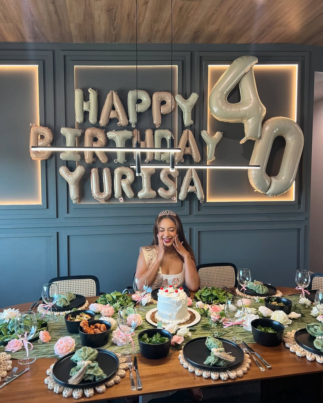 Post 9 by Yurisa Loretta on Instagram (carousel)