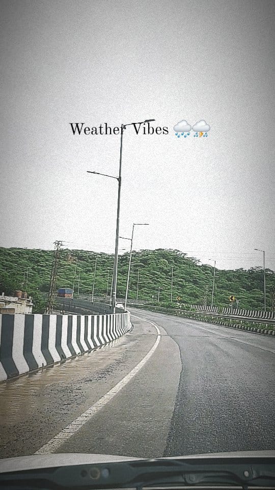 Post 4 by Priyanka Banerjee on Instagram (video)