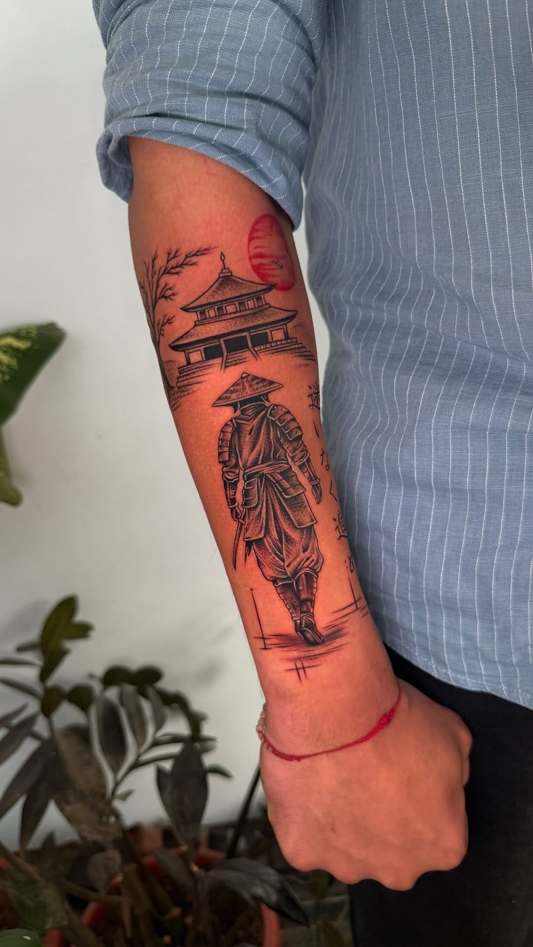 Post 3 by J’Tog Tattoos (Est : 2015) on Instagram (video)