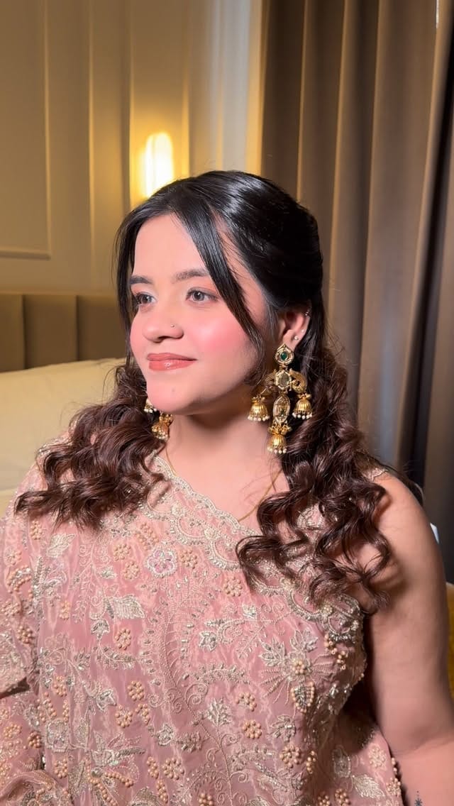 Post 10 by Karman Kaur on Instagram (video)