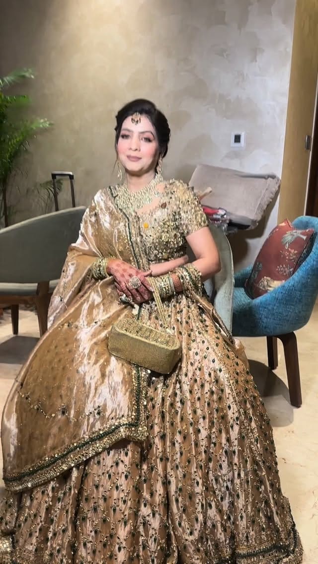 Post 5 by Karman Kaur on Instagram (video)