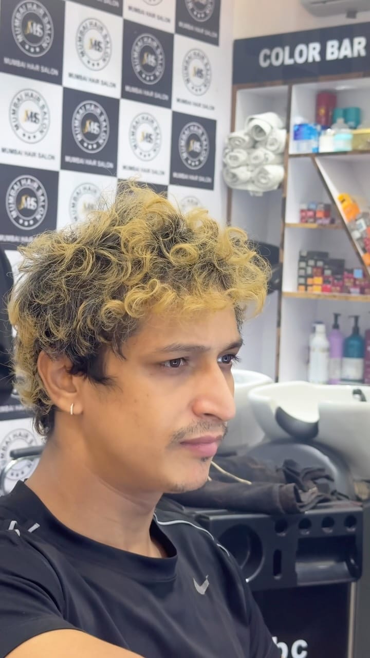 Post 6 by Mumbai Hair Salon on Instagram (video)