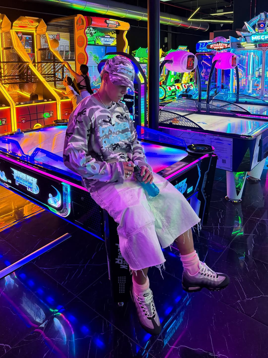 Post 5 by Juan Pablo on Instagram (carousel)