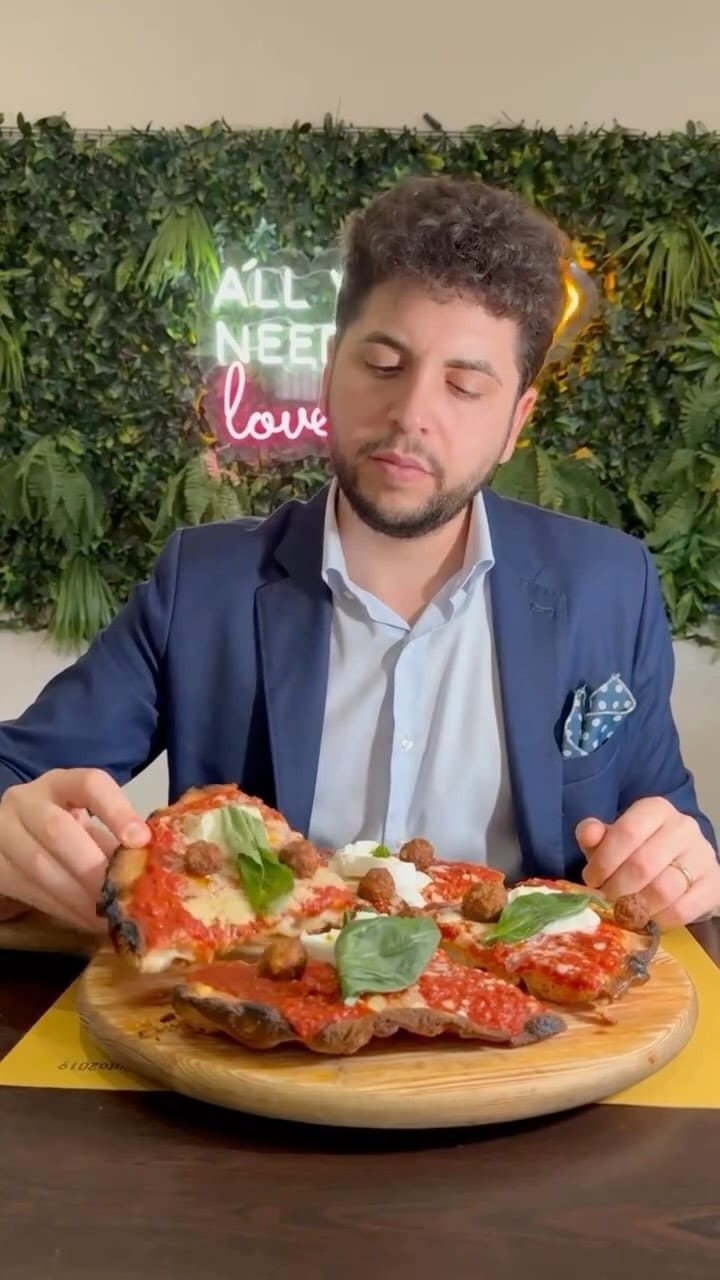 Post 5 by Mario Saviano || Social Media Manager on Instagram (video)