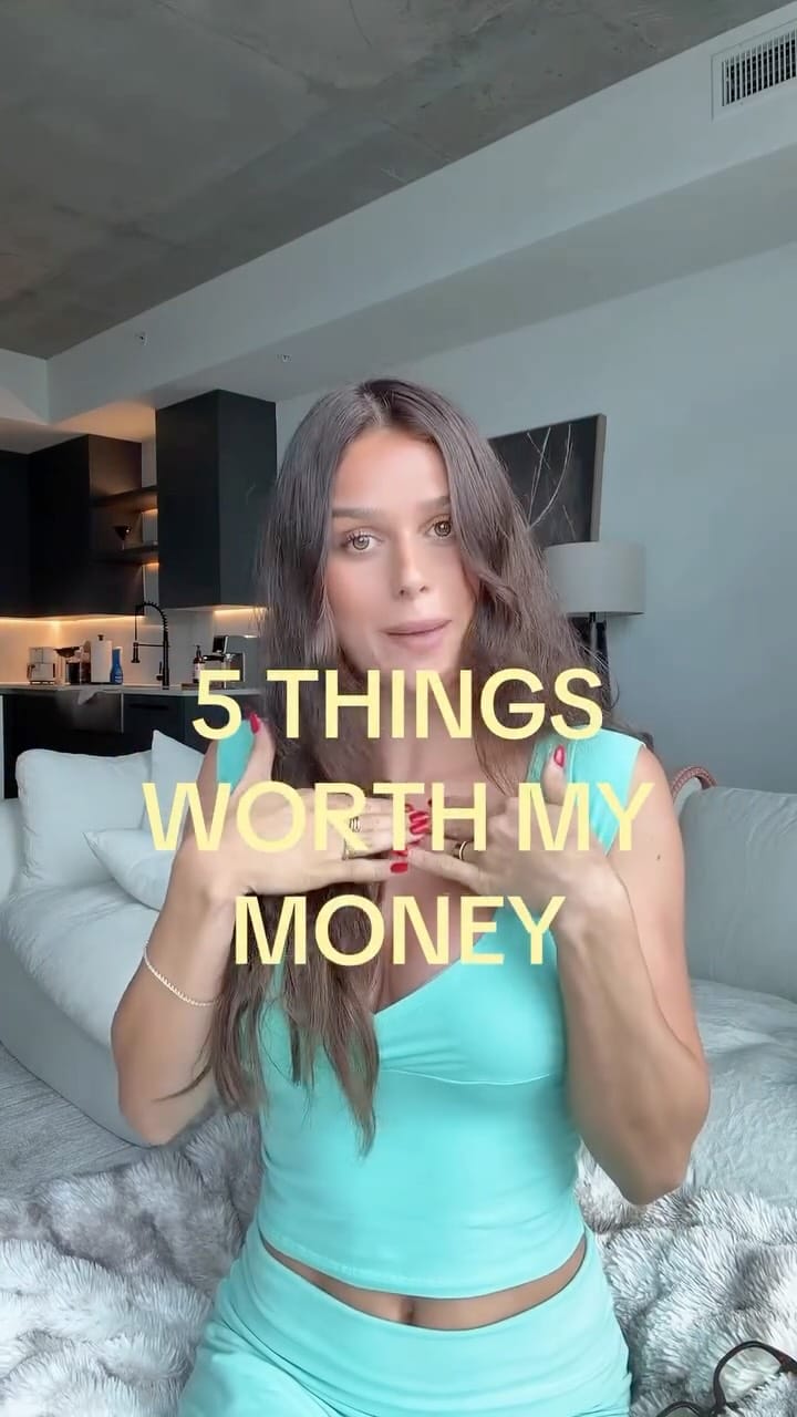 Post 3 by JADA MOYLAN on Instagram (video)