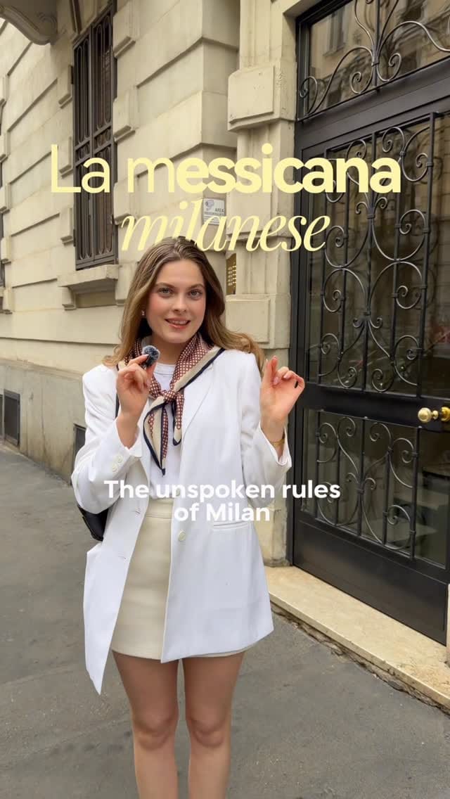 Post 9 by Sofia sin acento on Instagram (video)