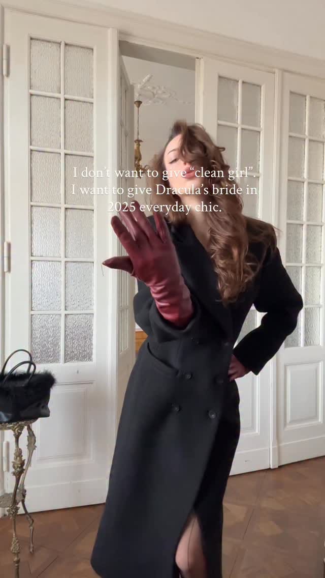 Post 8 by Modern Persephone on Instagram (video)