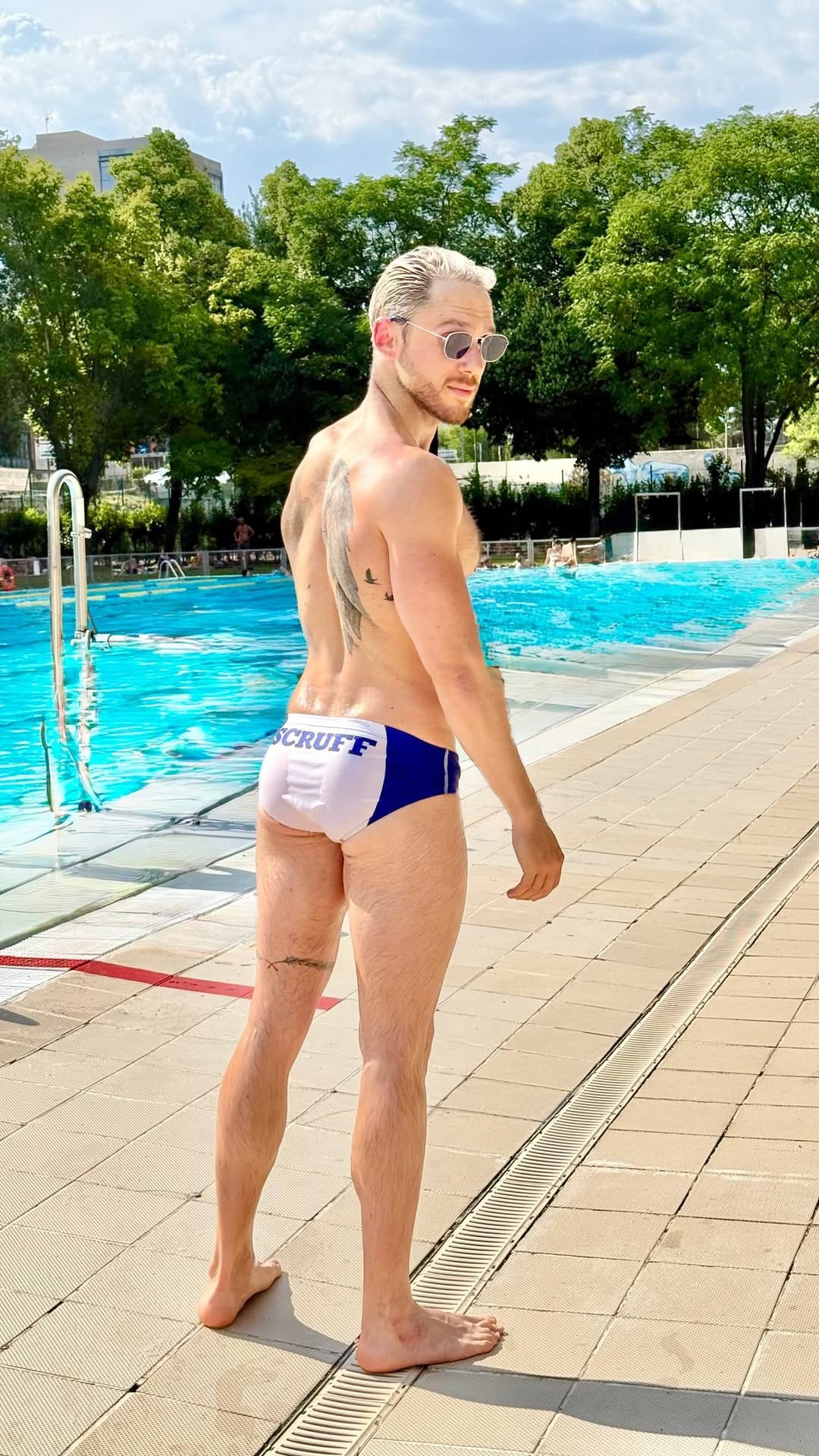 Post 3 by Jerome Rouveron on Instagram (video)