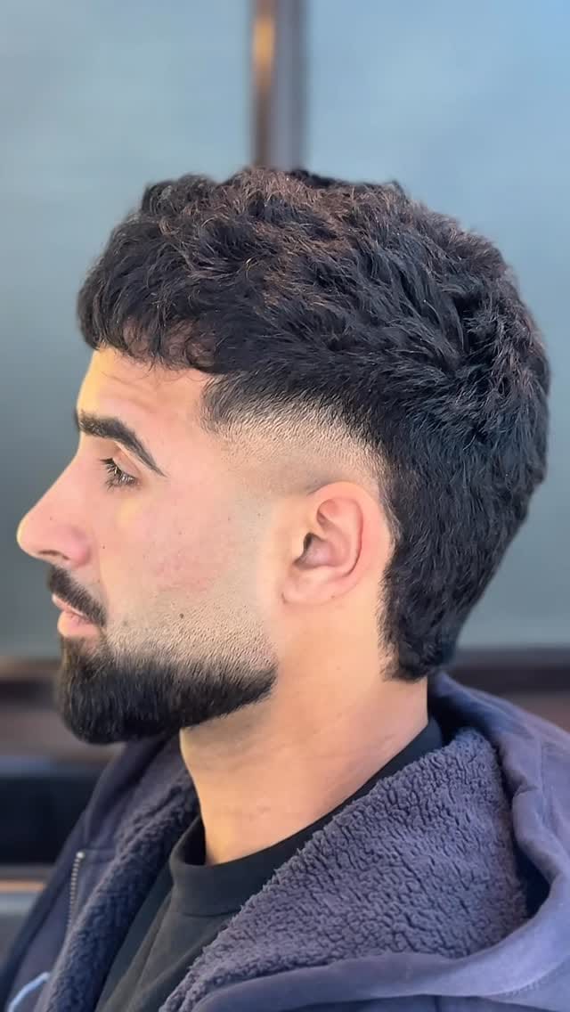 Post 2 by Sam hair artist on Instagram (video)