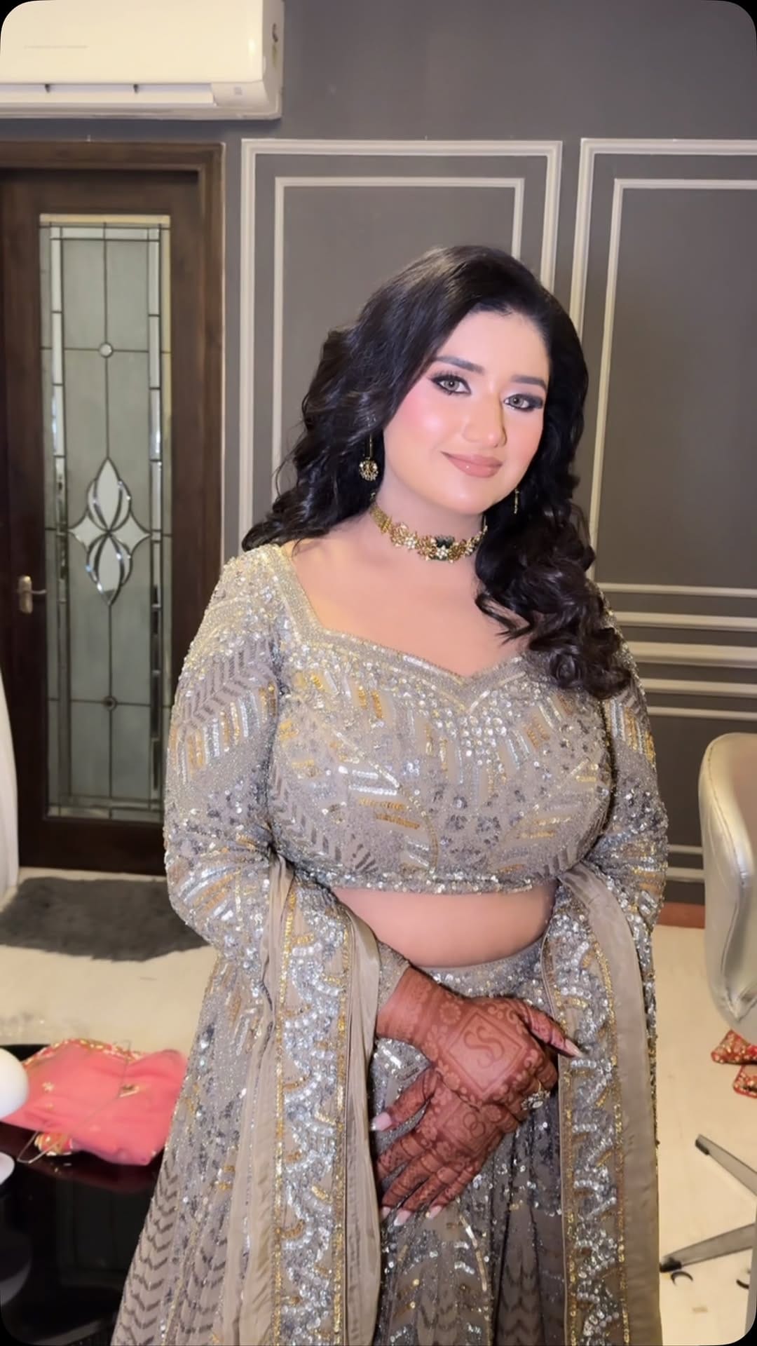 Post 4 by Nehal Jain🧿 Makeupartist 💄 on Instagram (video)