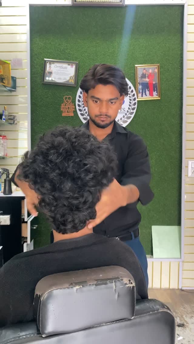 Post 8 by Asif Hair Styles on Instagram (video)