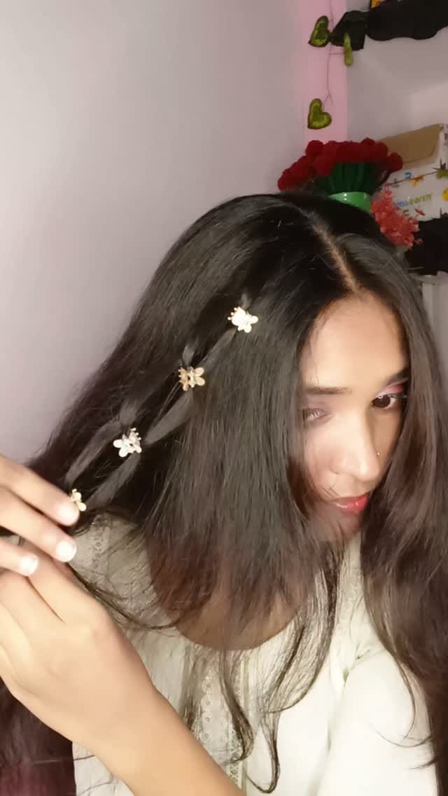Post 4 by adeeba 💫 on Instagram (video)