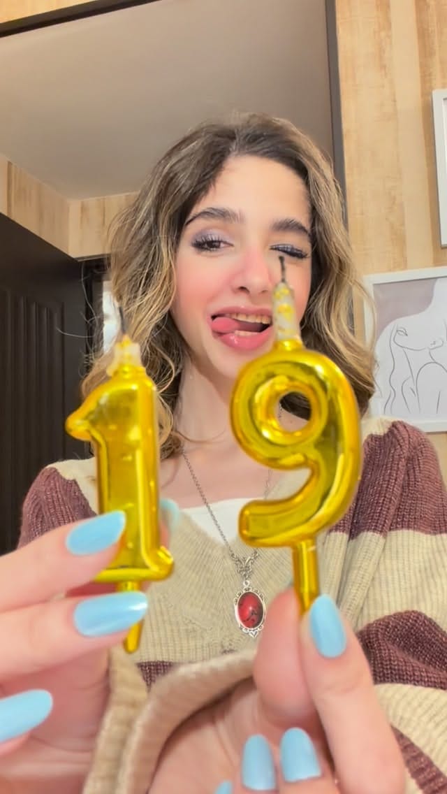 Post 5 by Dorsa| دُرسا ˚୨✧୧⋆｡˚⋆ on Instagram (video)