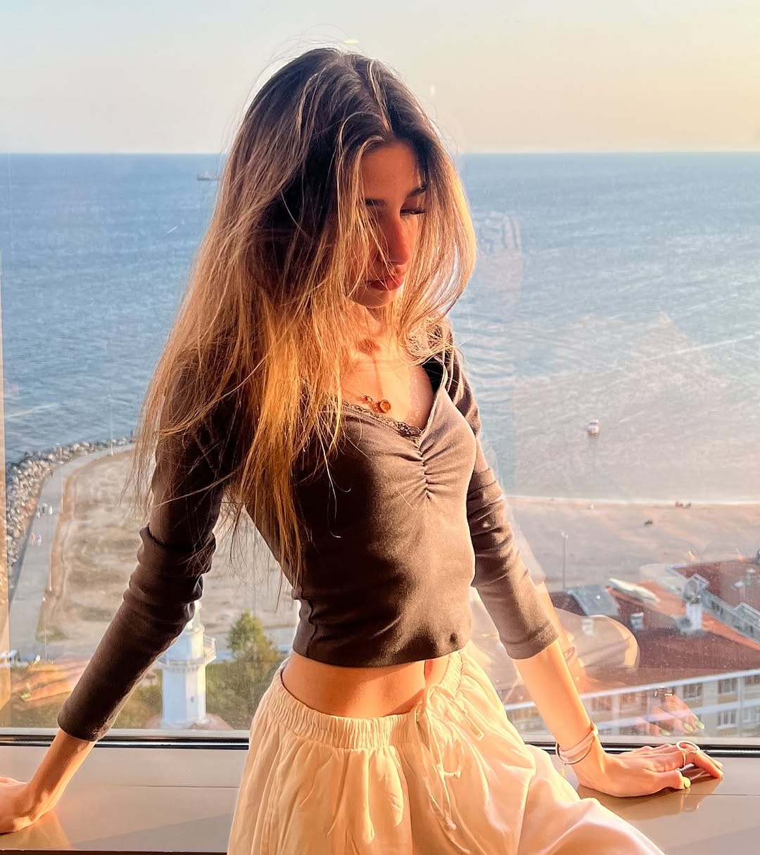 Post 9 by Dorsa| دُرسا ˚୨✧୧⋆｡˚⋆ on Instagram (carousel)