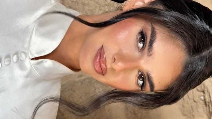 Post 2 by מור אמסלם סידס- מאפרת כלות וערב on Instagram (carousel)