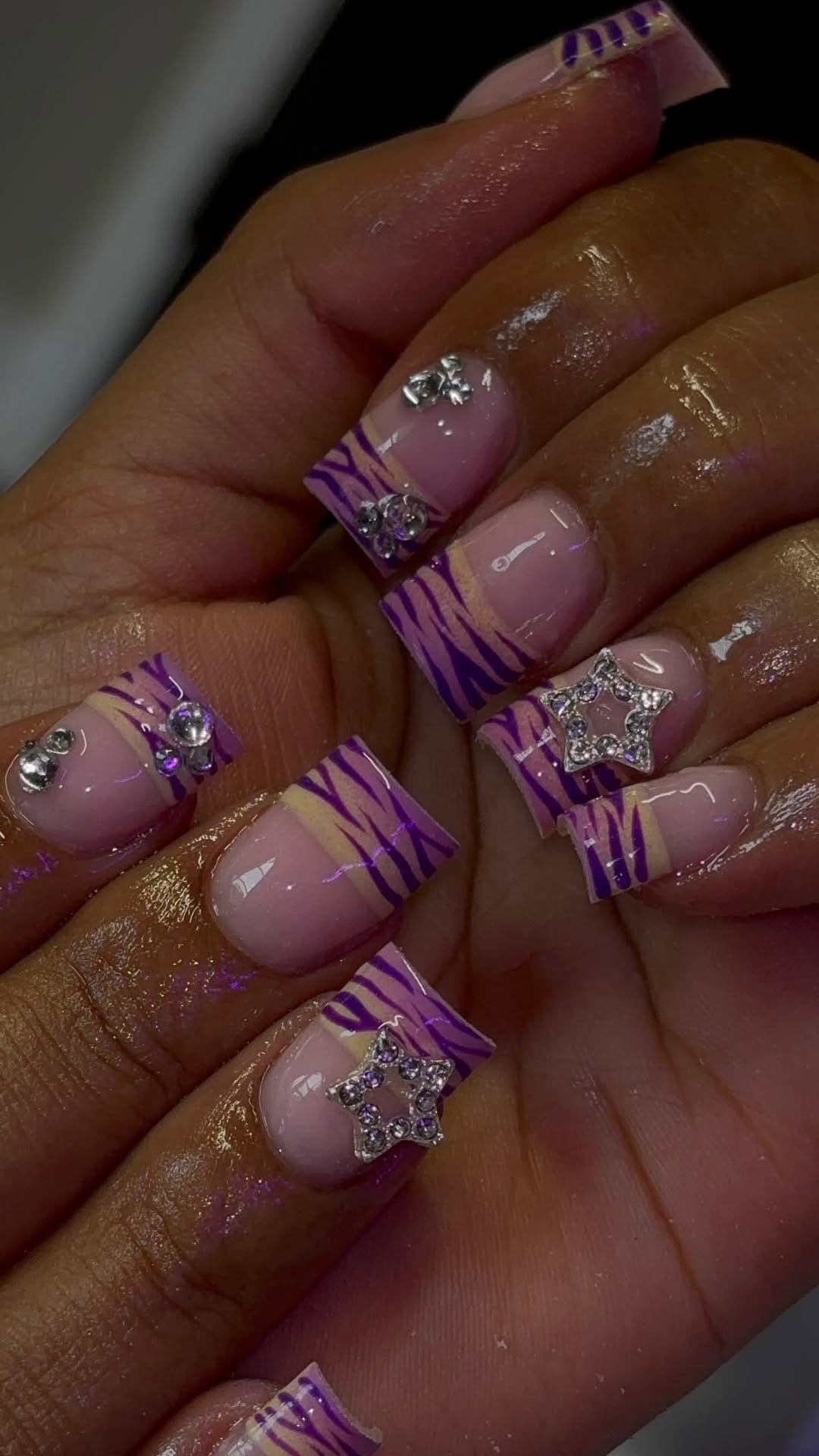 Post 4 by LEHIGH VALLEY NAIL TECH 💅🏽 on Instagram (video)