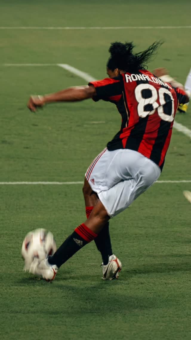 Post 10 by milanistasemper on Instagram (video)