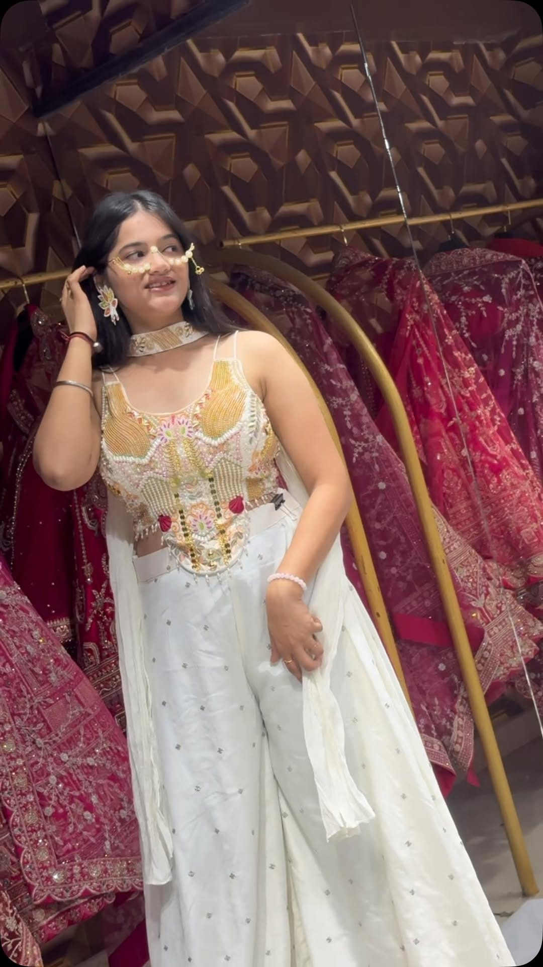 Post 7 by Veenus Bridal Hub on Instagram (video)
