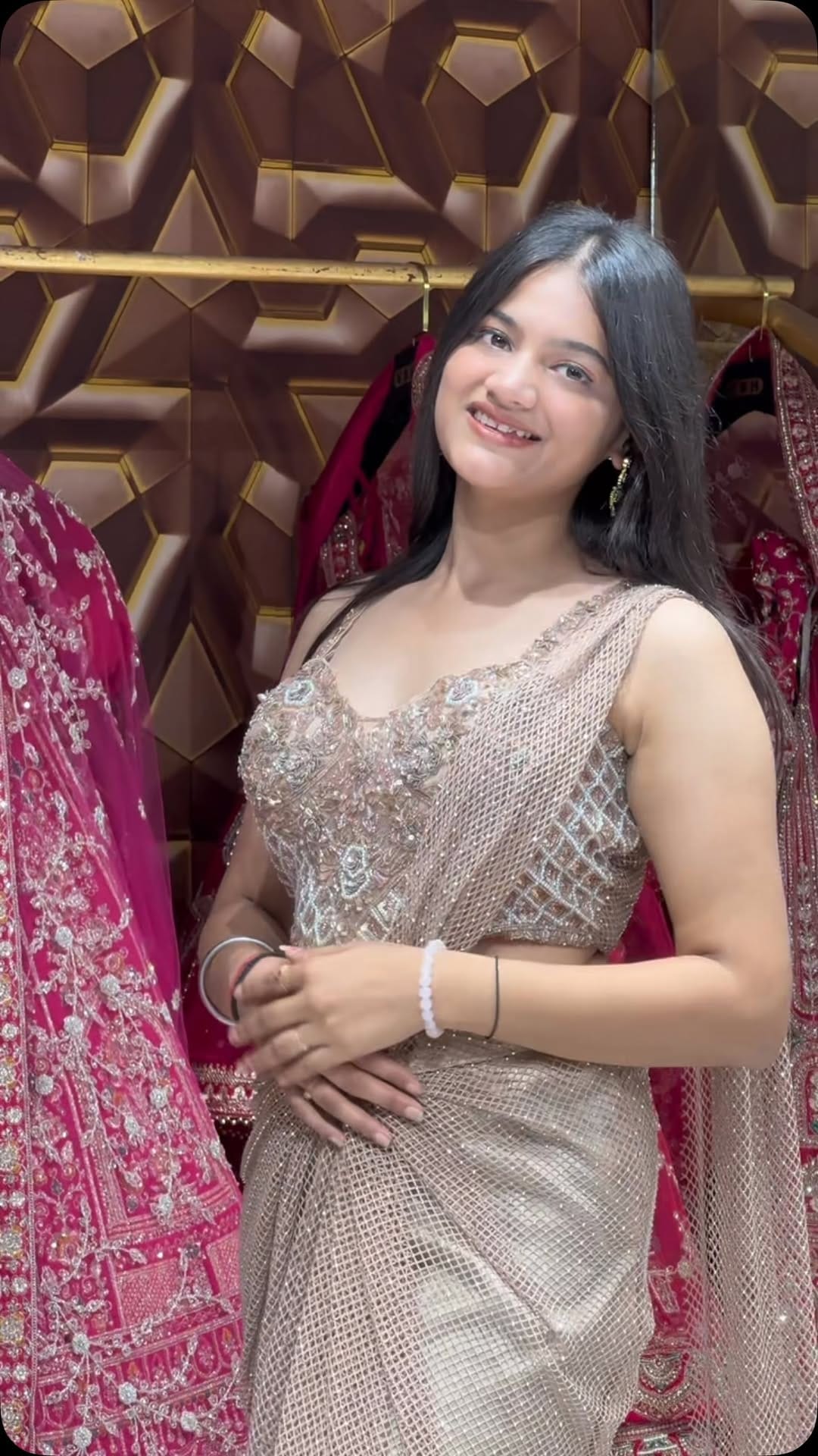 Post 6 by Veenus Bridal Hub on Instagram (video)
