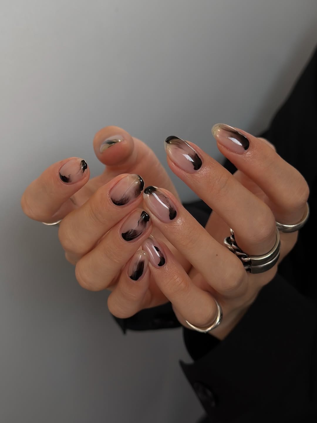 Post 9 by daisuke ニュアンス /  ネイルサロン forb  府中 on Instagram (carousel)