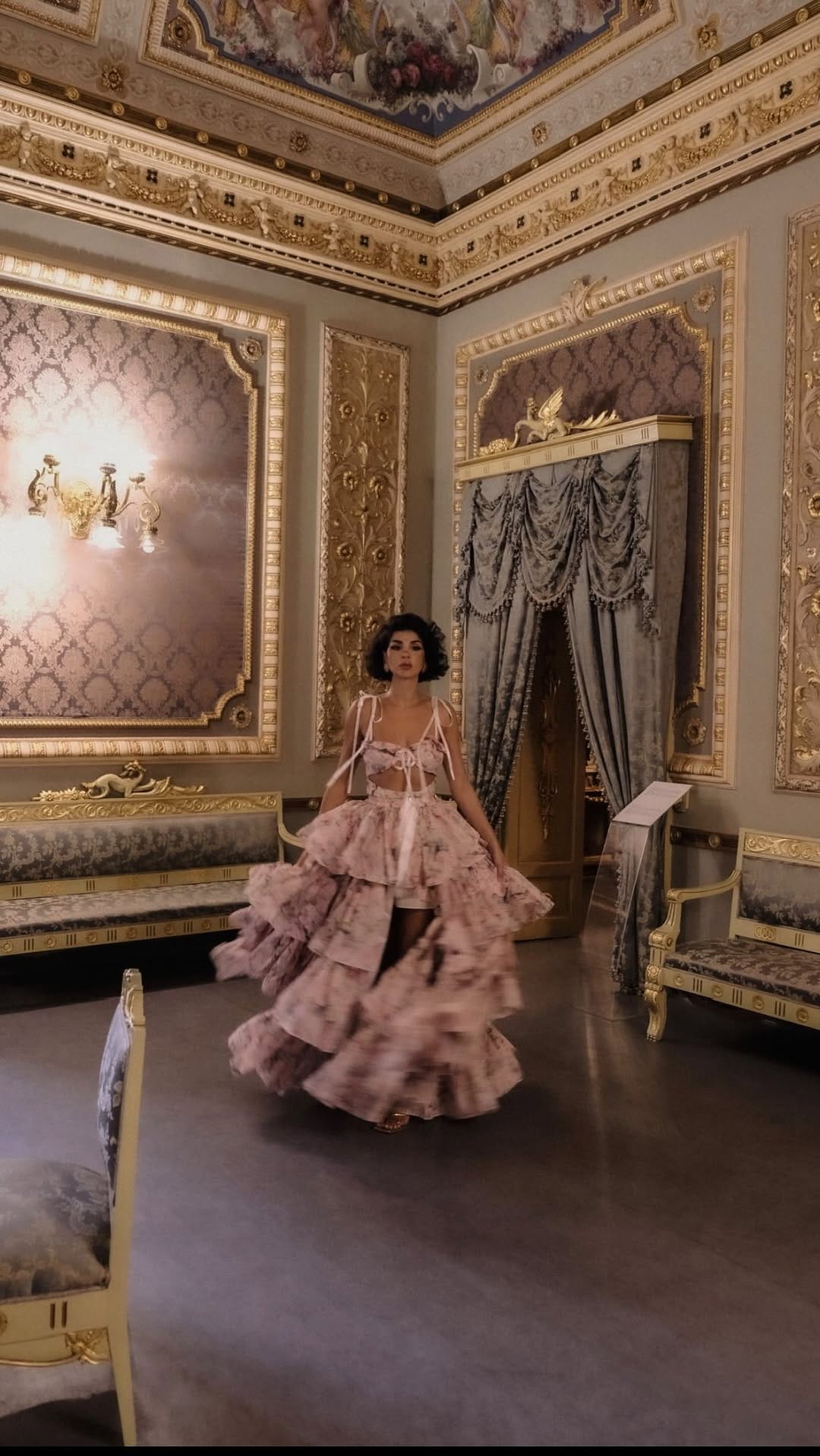 Post 6 by Eleonora Maressa on Instagram (video)