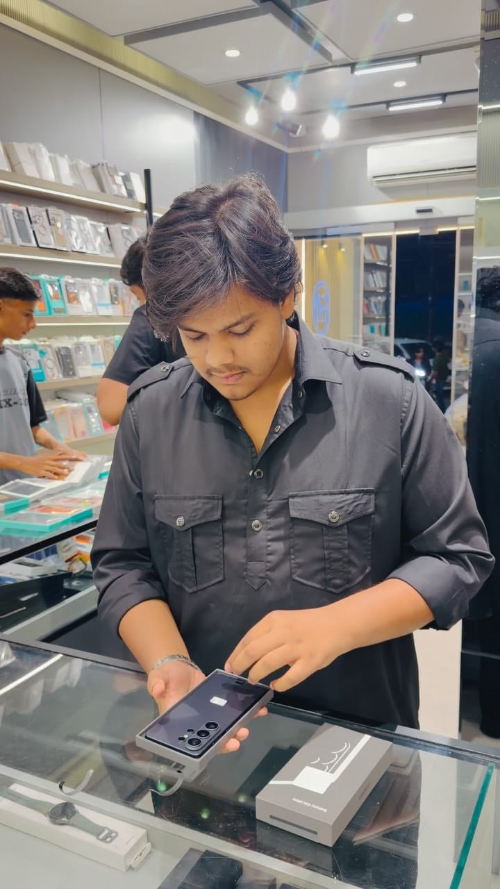 Post 8 by ☆ STAR MOBILE ☆ on Instagram (video)