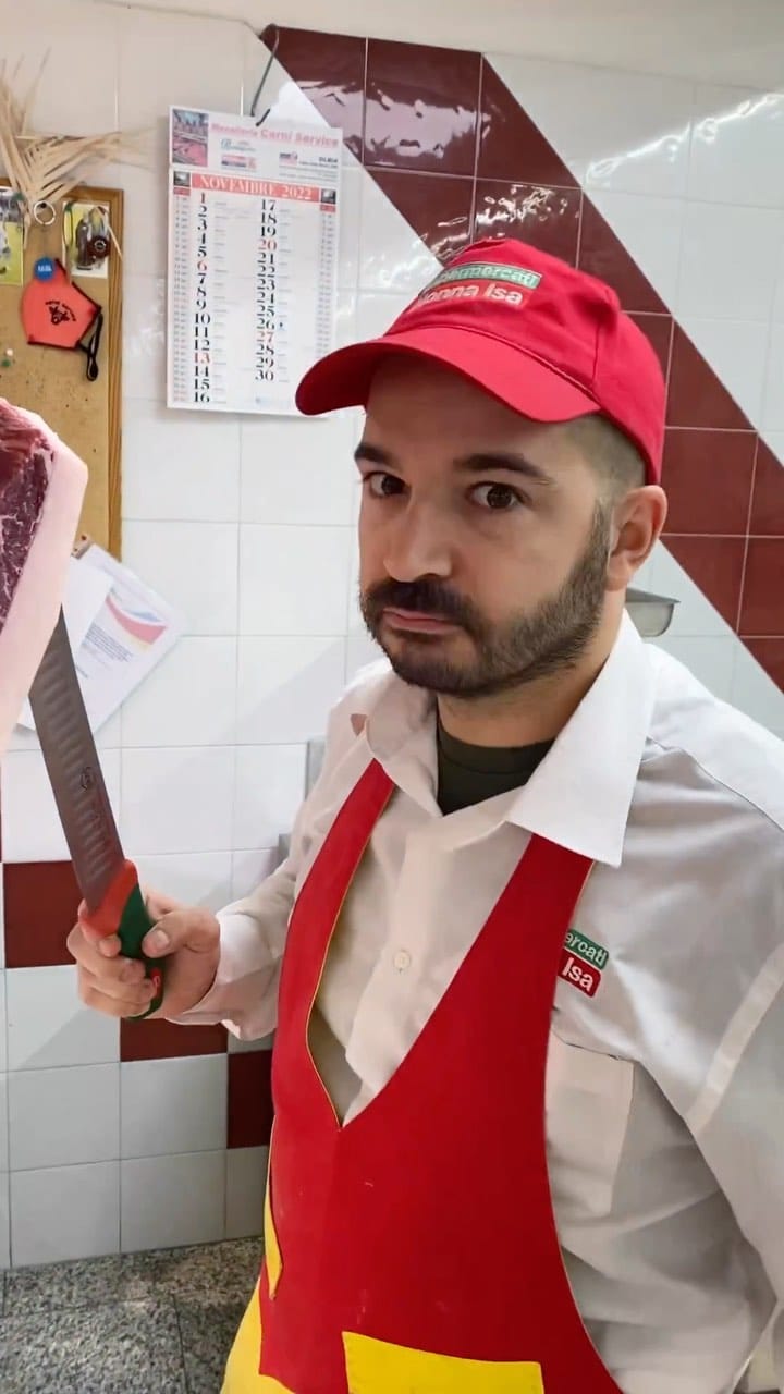Post 4 by Roberto Putzu on Instagram (video)