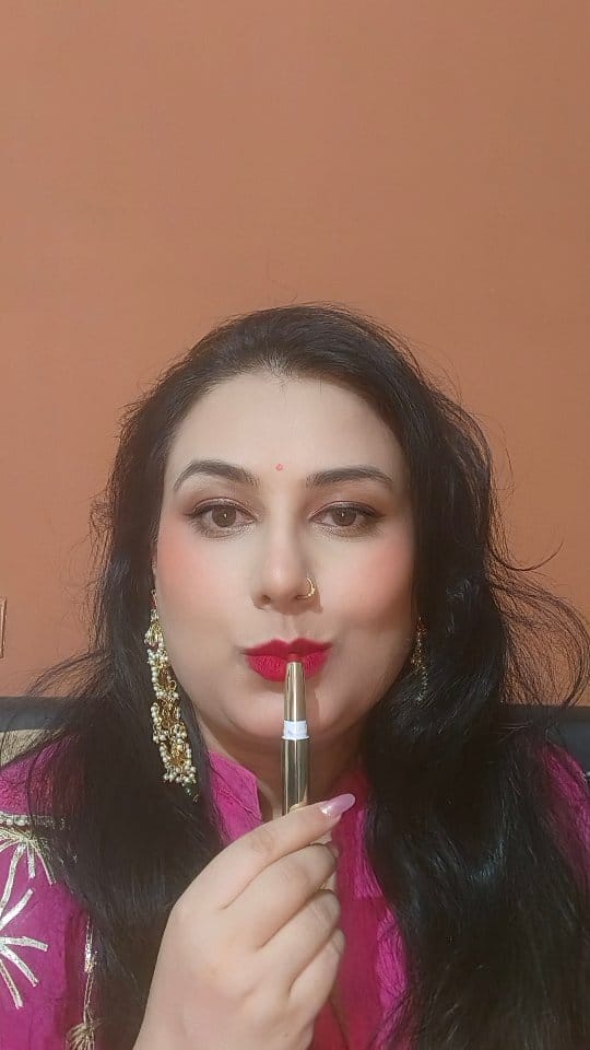 Post 5 by Sonjuhi Baxi on Instagram (video)
