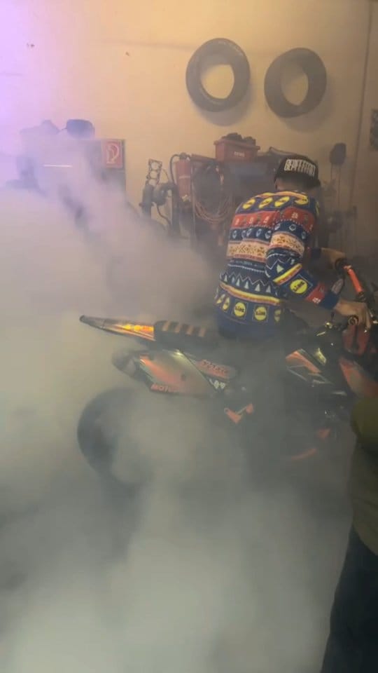 Post 5 by Basti - Supermoto on Instagram (video)
