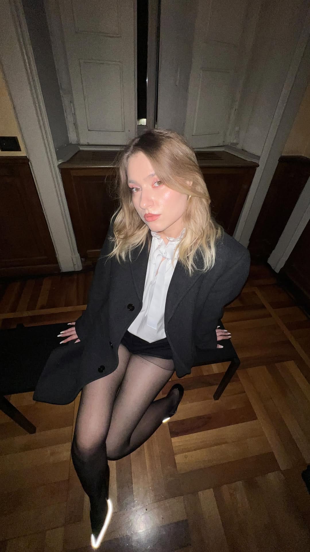 Post 10 by ADRIANNA on Instagram (video)