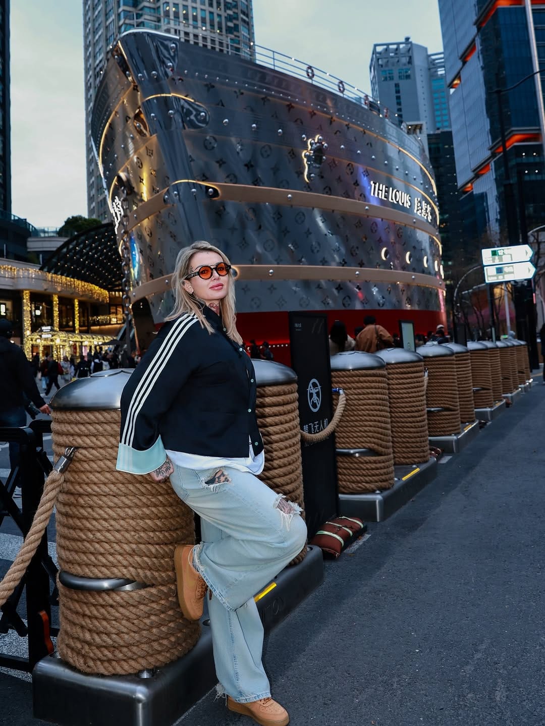 Post 8 by Marcella Di Franco on Instagram (carousel)