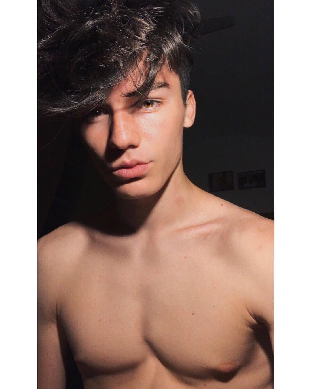 Post 10 by Andrea Maddaluni on Instagram (image)