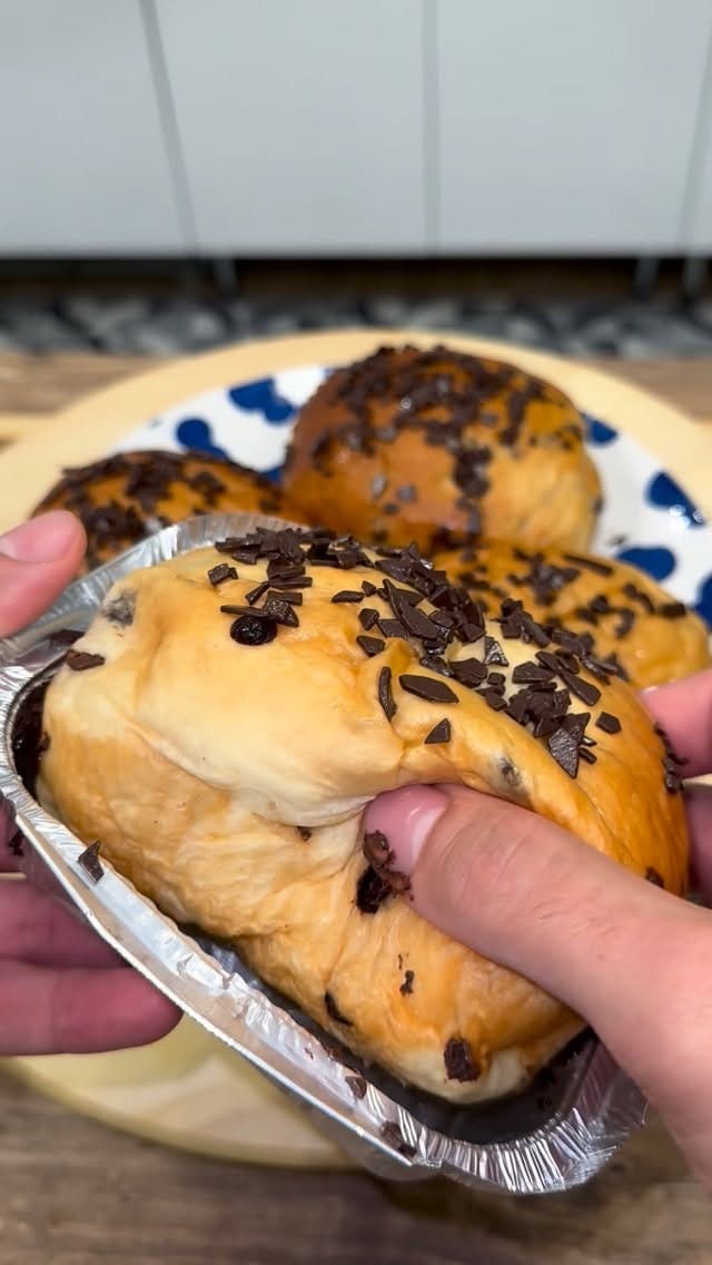 Post 3 by PastryChef081 Danilo Romano on Instagram (video)