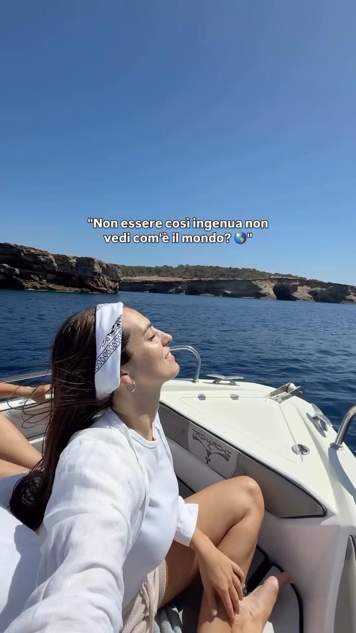 Post 5 by Valentina Cardello - 𝐓𝐑𝐀𝐕𝐄𝐋 | 𝐋𝐈𝐅𝐄𝐒𝐓𝐘𝐋𝐄 on Instagram (video)