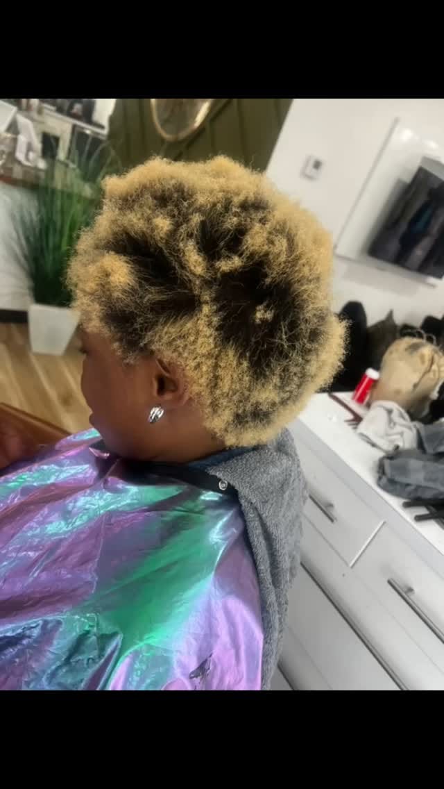 Post 5 by #NashvilleSTYLIST on Instagram (video)