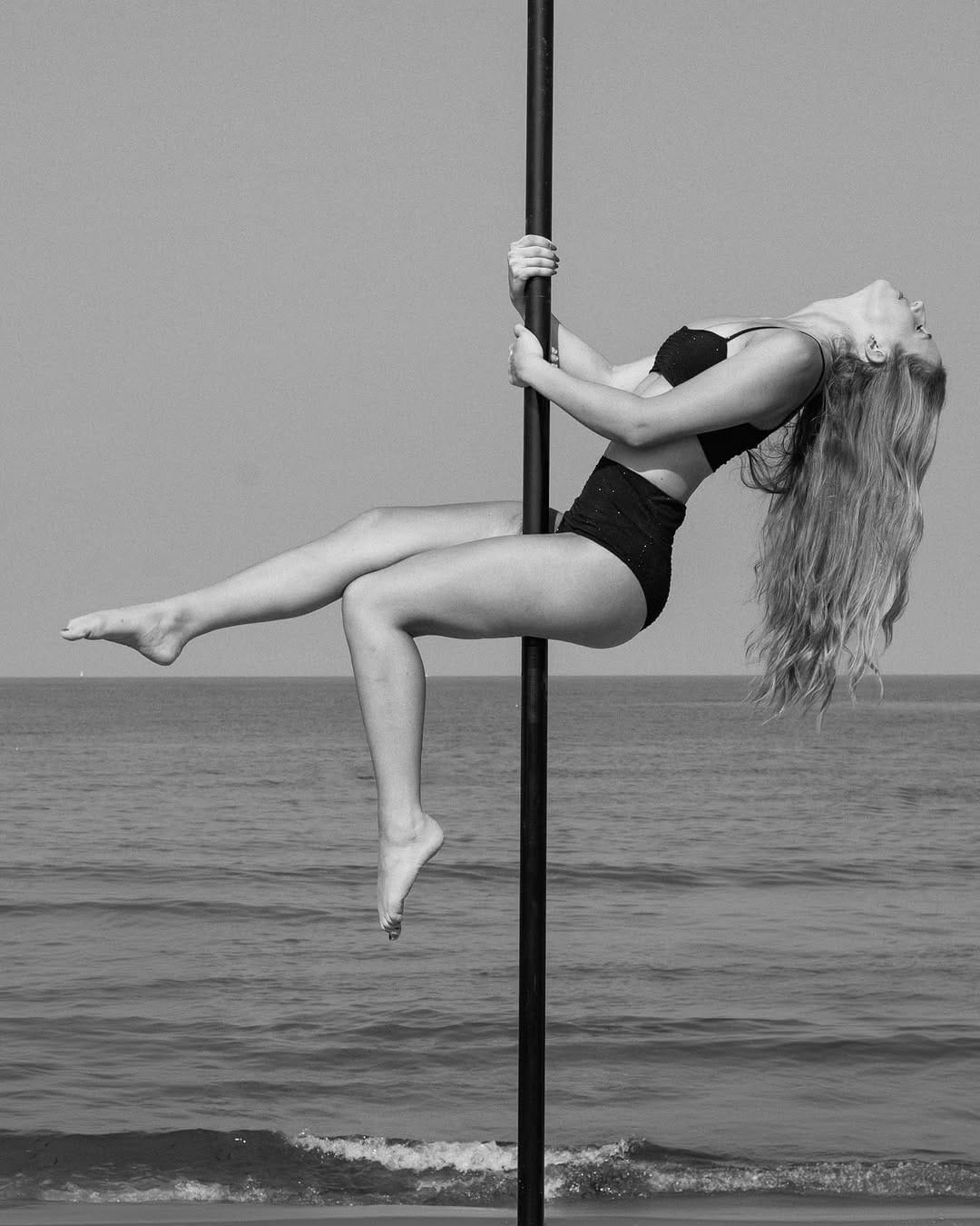 Post 9 by Carolina Maria Rubinato on Instagram (carousel)